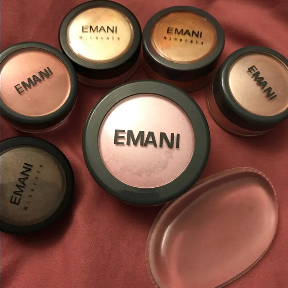 Emani Minerals Eyeshadows & Highlighter Set